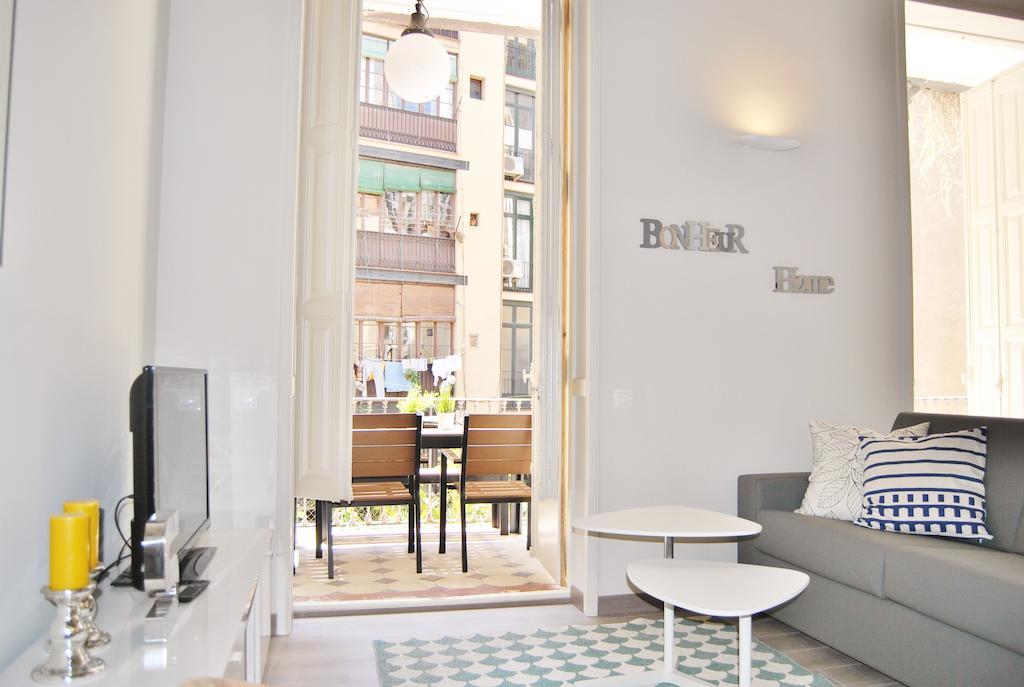 Apartment Rafael Music Palace